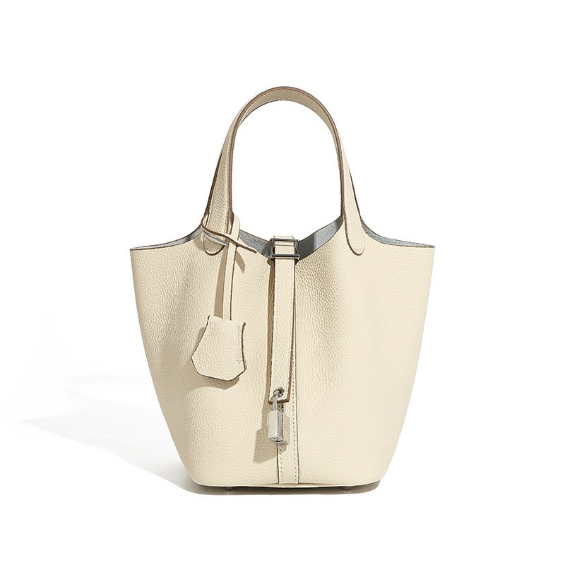 Sac cabas en cuir véritable pour femme avec boucle argentée