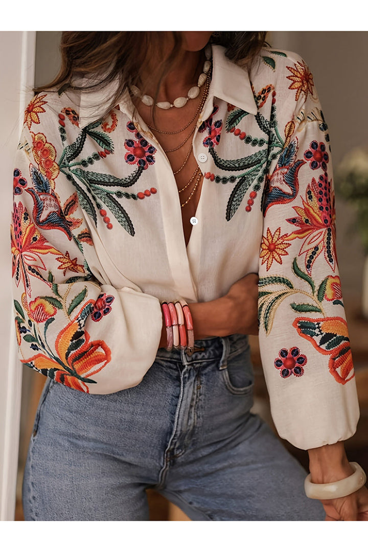 Fabienne - Chemise Fleurie Brodée – Un Soupçon de Méditerranée dans Chaque Détail